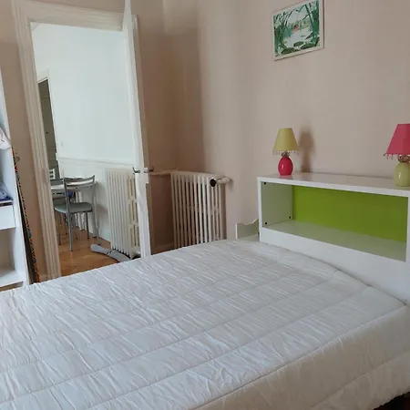 Appartement F3 Hyper Centre, Climatise Avec Parking Gratuit